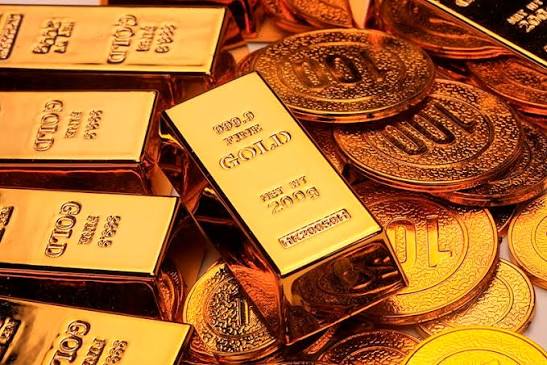 黄金期货升贴水信号解读：内外盘价差背后的